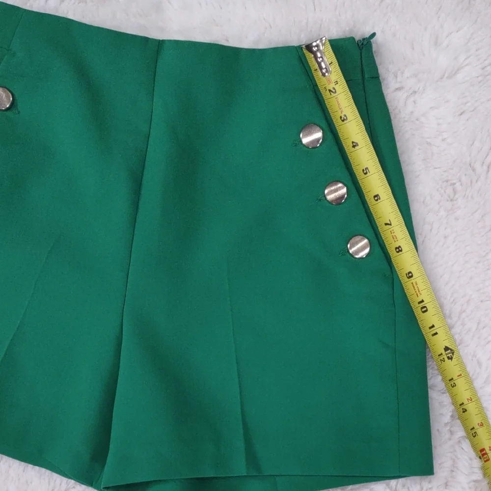 ZARA High Waisted Green Women's Shorts with Button Detail - Picture 16 of 16